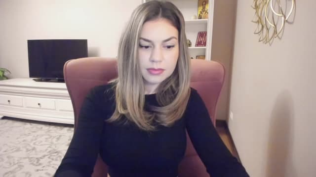Gallery image thumbnail from Lu126's myfreecams stream on, 11/24/2023, 03:50 image 16 of 20