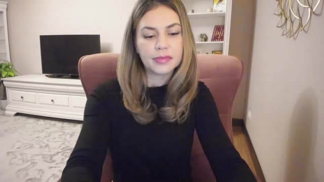 Gallery image thumbnail from Lu126's myfreecams stream on, 11/28/2023, 03:03 image 16 of 20