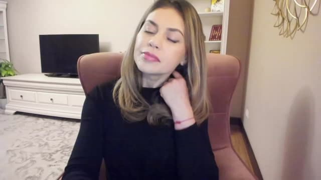 Gallery image thumbnail from Lu126's myfreecams stream on, 11/28/2023, 03:29 image 13 of 20