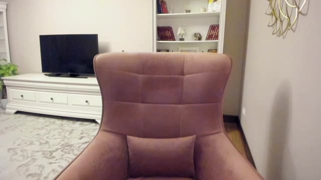 Gallery image thumbnail from Lu126's myfreecams stream on, 12/06/2023, 03:21 image 17 of 20