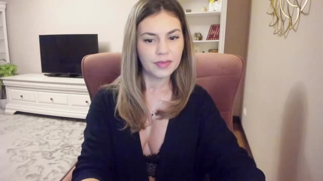Gallery image thumbnail from Lu126's myfreecams stream on, 12/06/2023, 03:21 image 16 of 20