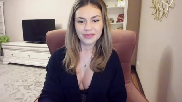 Gallery image thumbnail from Lu126's myfreecams stream on, 12/06/2023, 03:21 image 3 of 20