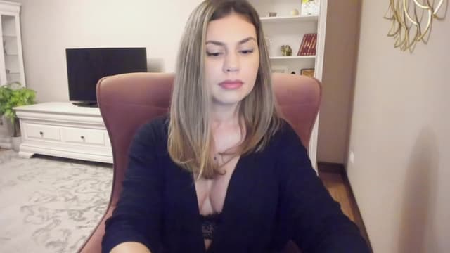 Gallery image thumbnail from Lu126's myfreecams stream on, 12/06/2023, 04:39 image 14 of 20