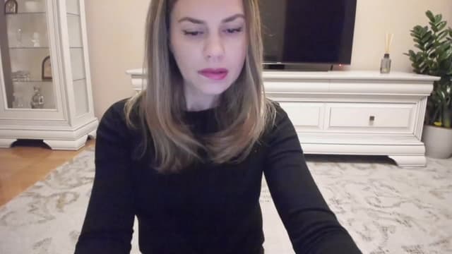 Gallery image thumbnail from Lu126's myfreecams stream on, 12/19/2023, 04:03 image 16 of 20