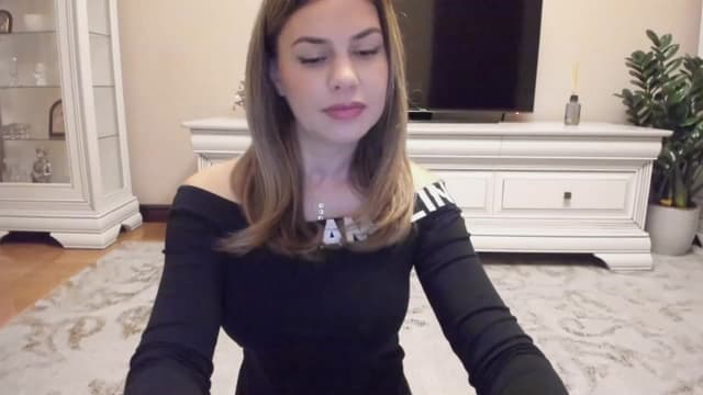 Gallery image thumbnail from Lu126's myfreecams stream on, 12/22/2023, 05:02 image 10 of 20