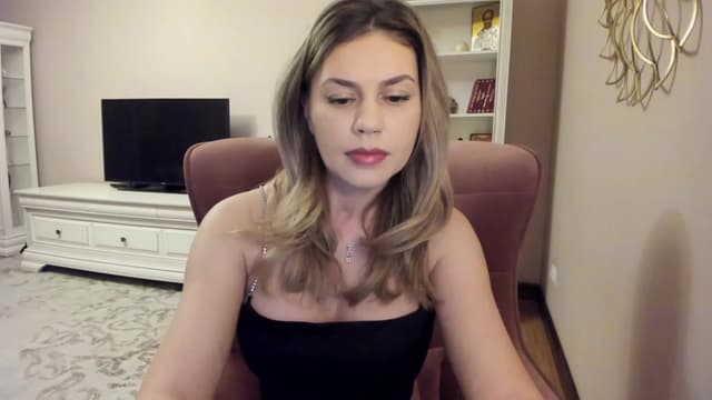 Gallery image thumbnail from Lu126's myfreecams stream on, 02/01/2024, 04:36 image 1 of 20