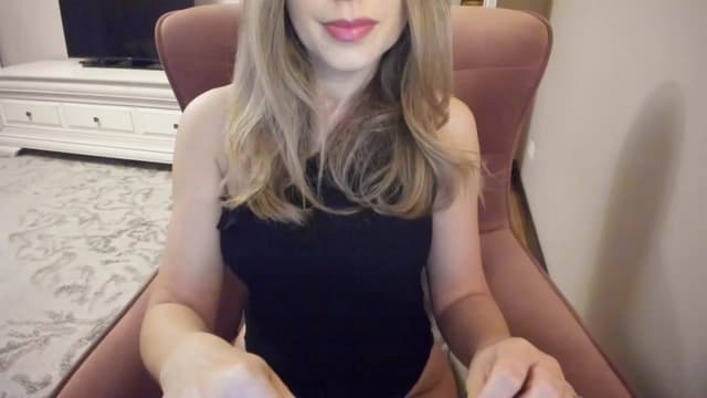 Gallery image thumbnail from Lu126's myfreecams stream on, 04/08/2024, 03:42 image 6 of 20
