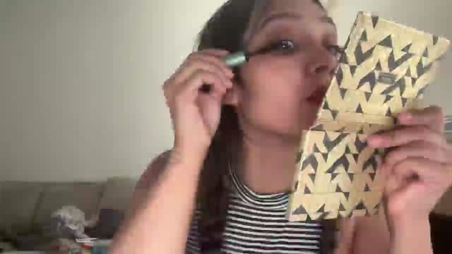 Gallery image thumbnail from MamaV's myfreecams stream on, 04/26/2025, 17:00 image 7 of 20