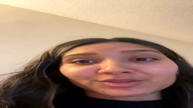 Gallery image thumbnail from MamaV's myfreecams stream on, 05/05/2025, 07:14 image 1 of 20