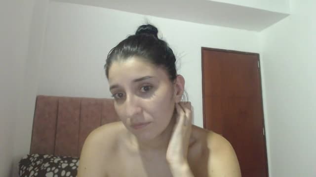 Gallery image thumbnail from Mao02's myfreecams stream on, 06/05/2024, 17:21 image 16 of 20