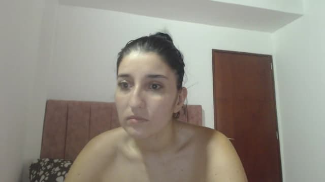 Gallery image thumbnail from Mao02's myfreecams stream on, 06/05/2024, 17:21 image 11 of 20