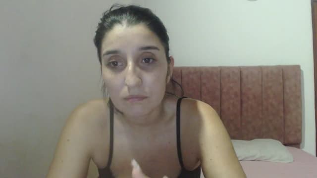 Gallery image thumbnail from Mao02's myfreecams stream on, 12/31/2024, 04:02 image 18 of 20