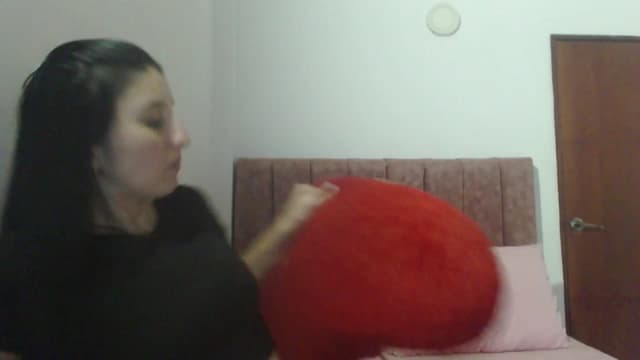 Gallery image thumbnail from Mao02's myfreecams stream on, 02/11/2025, 05:48 image 14 of 20