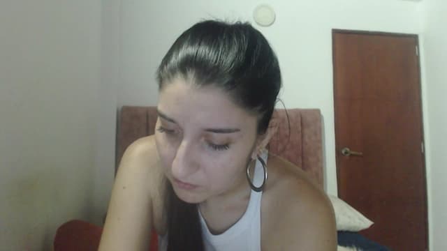 Gallery image thumbnail from Mao02's myfreecams stream on, 03/14/2025, 04:19 image 9 of 20