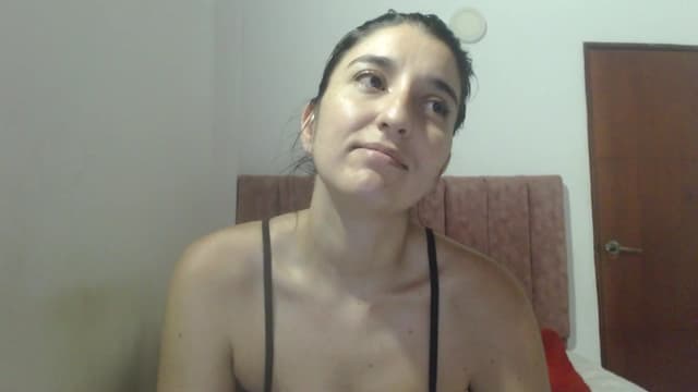 Gallery image thumbnail from Mao02's myfreecams stream on, 04/07/2025, 12:08 image 16 of 20
