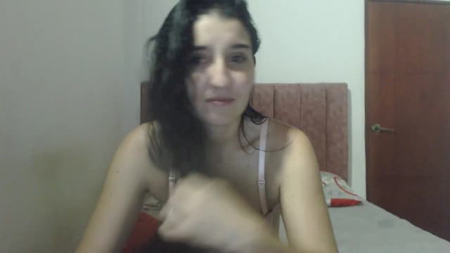 Gallery image thumbnail from Mao02's myfreecams stream on, 04/13/2025, 01:11 image 17 of 20