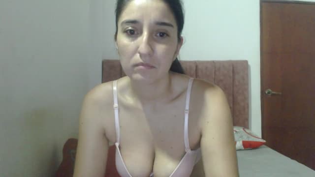 Gallery image thumbnail from Mao02's myfreecams stream on, 04/14/2025, 14:00 image 1 of 20