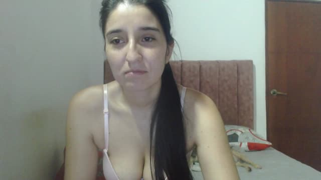 Gallery image thumbnail from Mao02's myfreecams stream on, 04/14/2025, 14:00 image 18 of 20