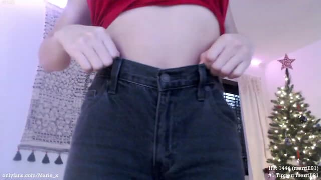 Gallery image thumbnail from Marie's myfreecams stream on, 12/23/2022, 24:02 image 7 of 20