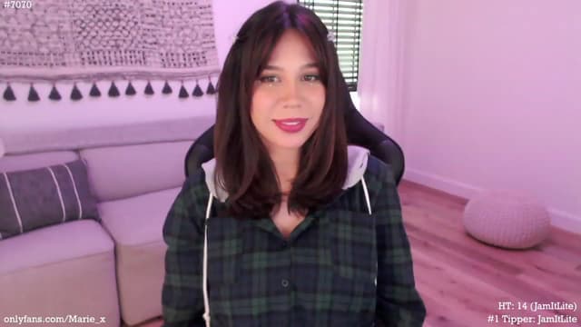 Gallery image thumbnail from Marie's myfreecams stream on, 01/04/2023, 23:51 image 2 of 20