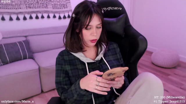 Gallery image thumbnail from Marie's myfreecams stream on, 01/05/2023, 03:46 image 1 of 20