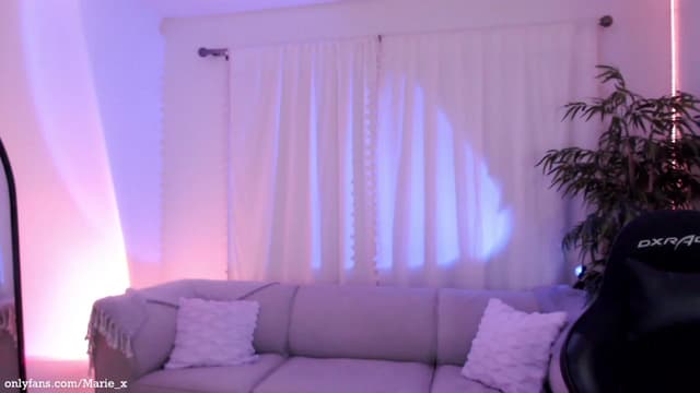 Gallery image thumbnail from Marie's myfreecams stream on, 01/28/2023, 05:38 image 1 of 20