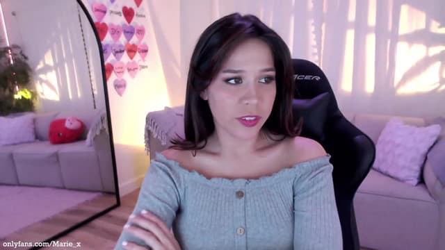 Gallery image thumbnail from Marie's myfreecams stream on, 02/03/2023, 01:04 image 2 of 20