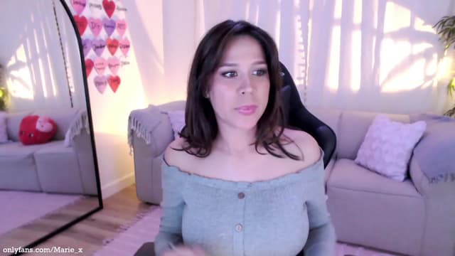 Gallery image thumbnail from Marie's myfreecams stream on, 02/03/2023, 02:06 image 18 of 20