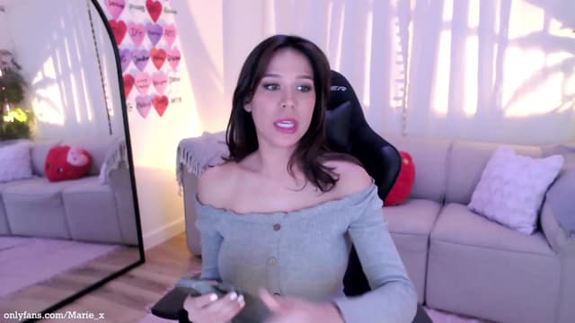 Gallery image thumbnail from Marie's myfreecams stream on, 02/03/2023, 05:13 image 3 of 20
