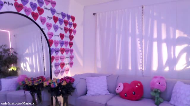 Gallery image thumbnail from Marie's myfreecams stream on, 02/14/2023, 05:51 image 5 of 20