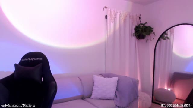 Gallery image thumbnail from Marie's myfreecams stream on, 03/04/2023, 09:27 image 6 of 20