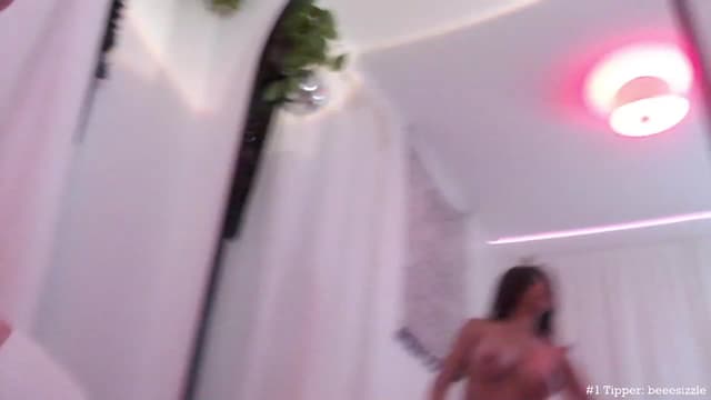 Gallery image thumbnail from Marie's myfreecams stream on, 05/04/2023, 04:35 image 1 of 20