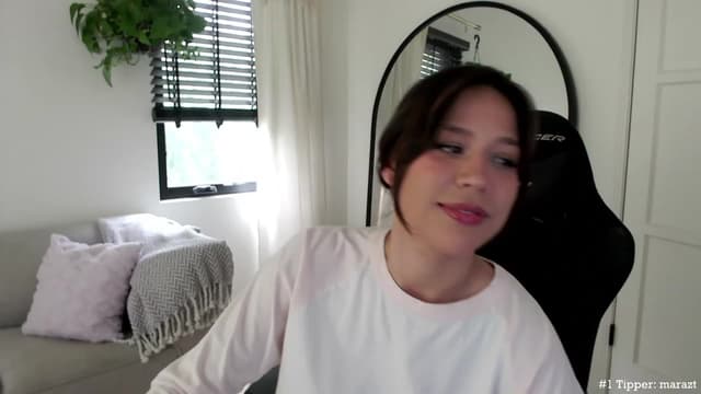 Gallery image thumbnail from Marie's myfreecams stream on, 05/30/2023, 23:08 image 6 of 20