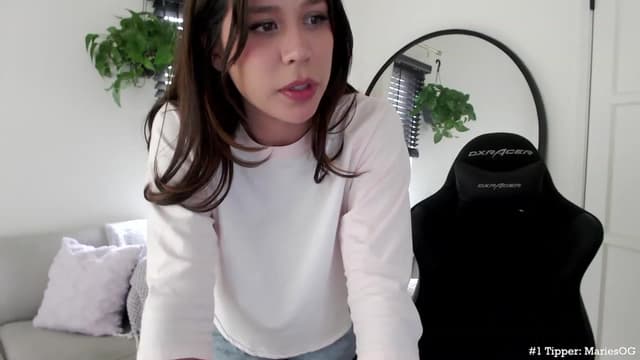 Gallery image thumbnail from Marie's myfreecams stream on, 05/30/2023, 23:08 image 13 of 20