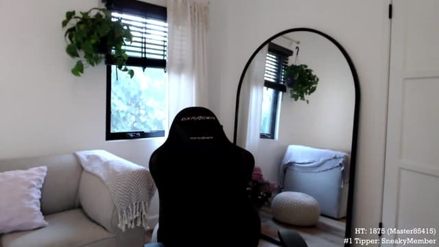 Gallery image thumbnail from Marie's myfreecams stream on, 07/07/2023, 03:07 image 10 of 20