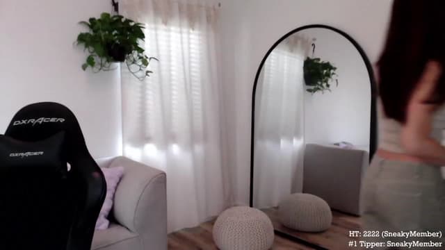Gallery image thumbnail from Marie's myfreecams stream on, 08/01/2023, 01:30 image 1 of 20