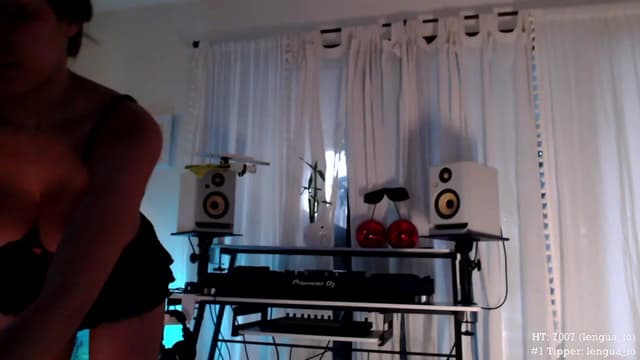 Gallery image thumbnail from Marie's myfreecams stream on, 09/13/2023, 03:17 image 6 of 20