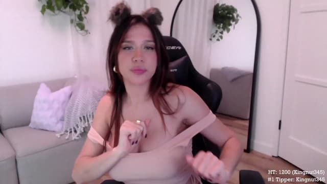 Gallery image thumbnail from Marie's myfreecams stream on, 10/03/2023, 04:10 image 5 of 20