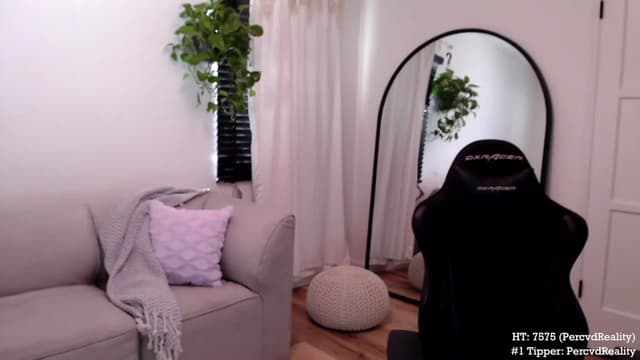 Gallery image thumbnail from Marie's myfreecams stream on, 11/21/2023, 22:59 image 17 of 20