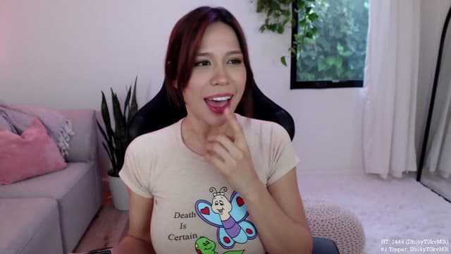Gallery image thumbnail from Marie's myfreecams stream on, 03/28/2024, 02:20 image 2 of 20