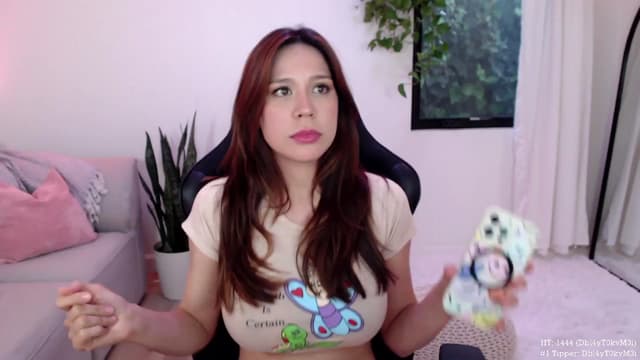 Gallery image thumbnail from Marie's myfreecams stream on, 03/28/2024, 02:20 image 13 of 20