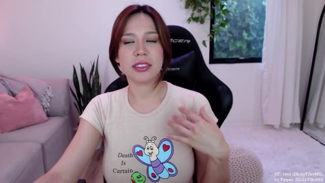 Gallery image thumbnail from Marie's myfreecams stream on, 03/28/2024, 02:20 image 5 of 20
