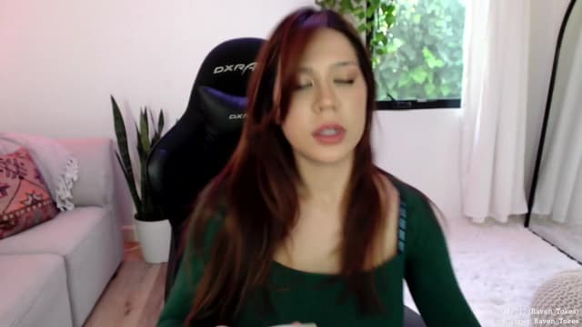 Gallery image thumbnail from Marie's myfreecams stream on, 04/02/2024, 01:32 image 20 of 20