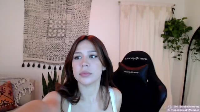 Gallery image thumbnail from Marie's myfreecams stream on, 05/07/2024, 05:36 image 6 of 20