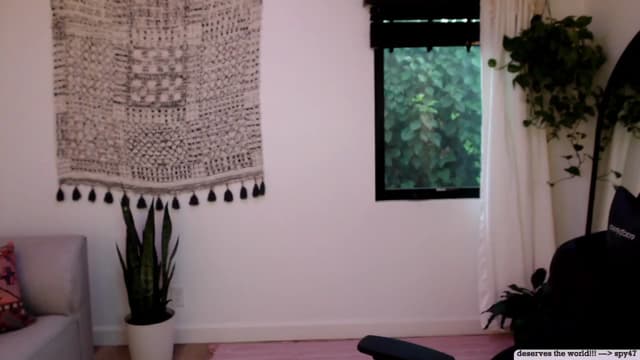 Gallery image thumbnail from Marie's myfreecams stream on, 06/25/2024, 03:07 image 14 of 20