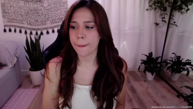Gallery image thumbnail from Marie's myfreecams stream on, 07/03/2024, 20:27 image 5 of 20