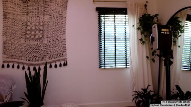 Gallery image thumbnail from Marie's myfreecams stream on, 07/10/2024, 23:19 image 3 of 20