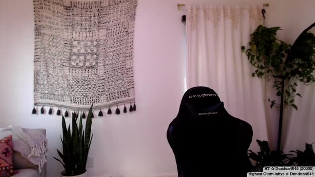Gallery image thumbnail from Marie's myfreecams stream on, 08/08/2024, 22:46 image 19 of 20