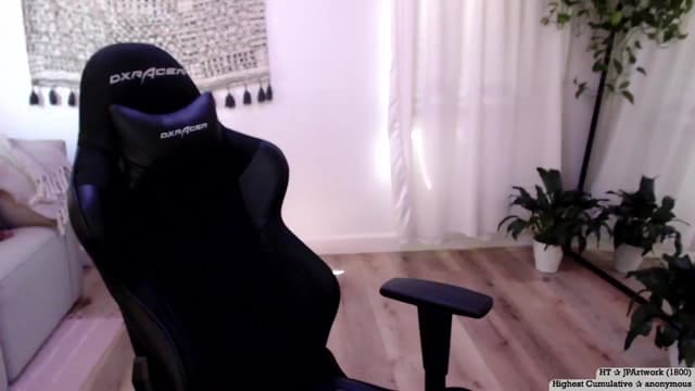 Gallery image thumbnail from Marie's myfreecams stream on, 08/09/2024, 22:35 image 17 of 20