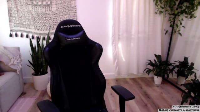 Gallery image thumbnail from Marie's myfreecams stream on, 08/09/2024, 22:35 image 16 of 20